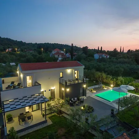 Casa vacanze Rossa By Interhome