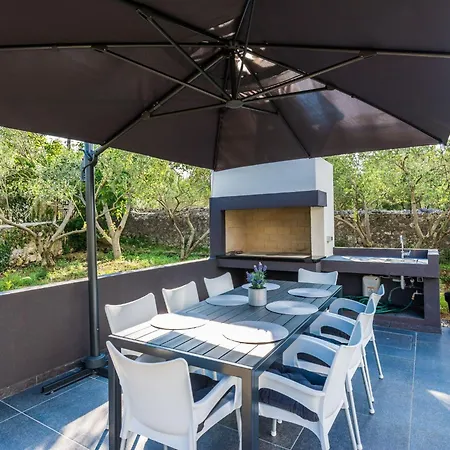 Rossa By Interhome